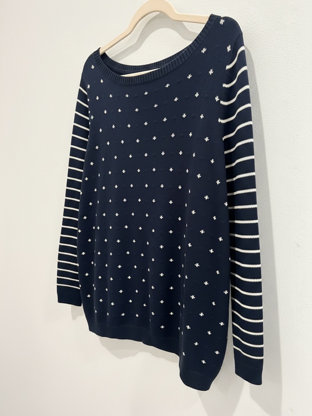 Talbots Sweater - Picture 4 of 5